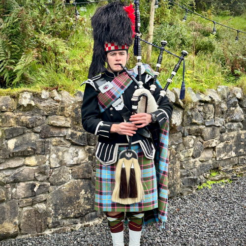 Bagpiper - Ayrshire Wedding DJ